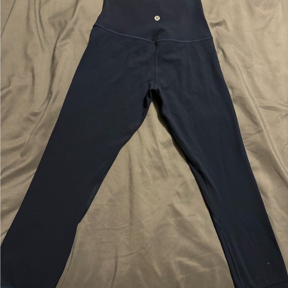 Navy Lululemon Leggings - size 4 - Picture 3 of 4